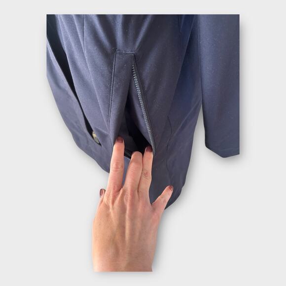 American Airlines by Lands’ End Women’s Hooded Rain Jacket Navy Blue Size S - Picture 8 of 10